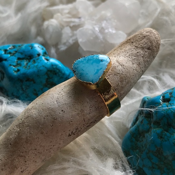 Genuine Turquoise Ring - Picture 3 of 8